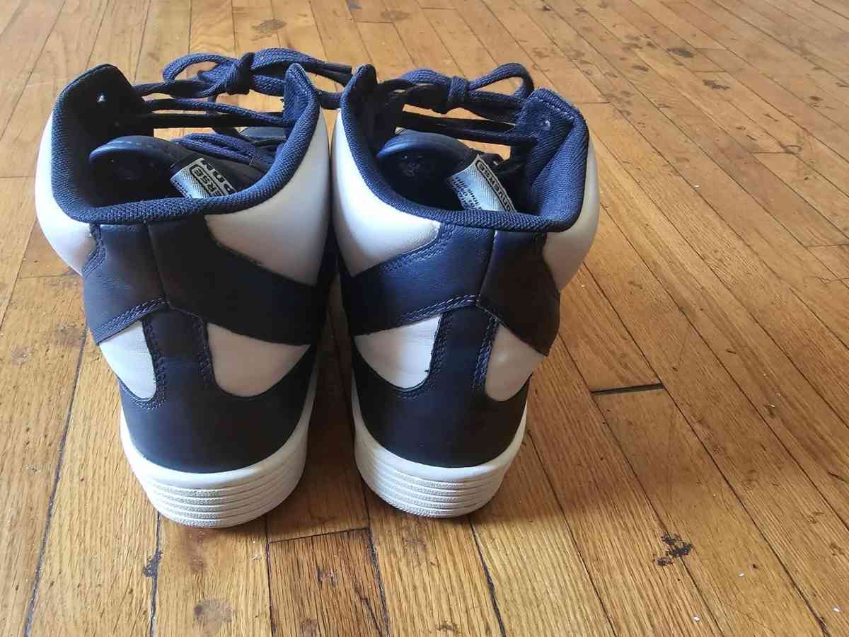 Converse Weapons Navy High Top Sneakers - West Orange, New Jersey - FleaMarketBay