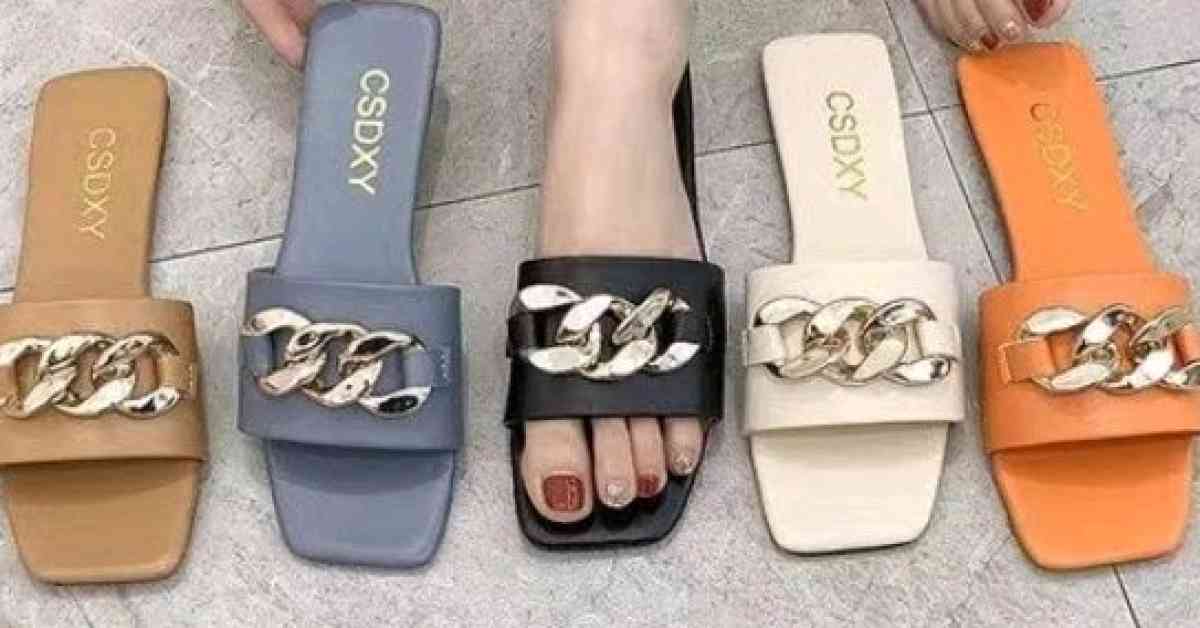 flip flops pick a 1 color - Las Vegas, Nevada - FleaMarketBay