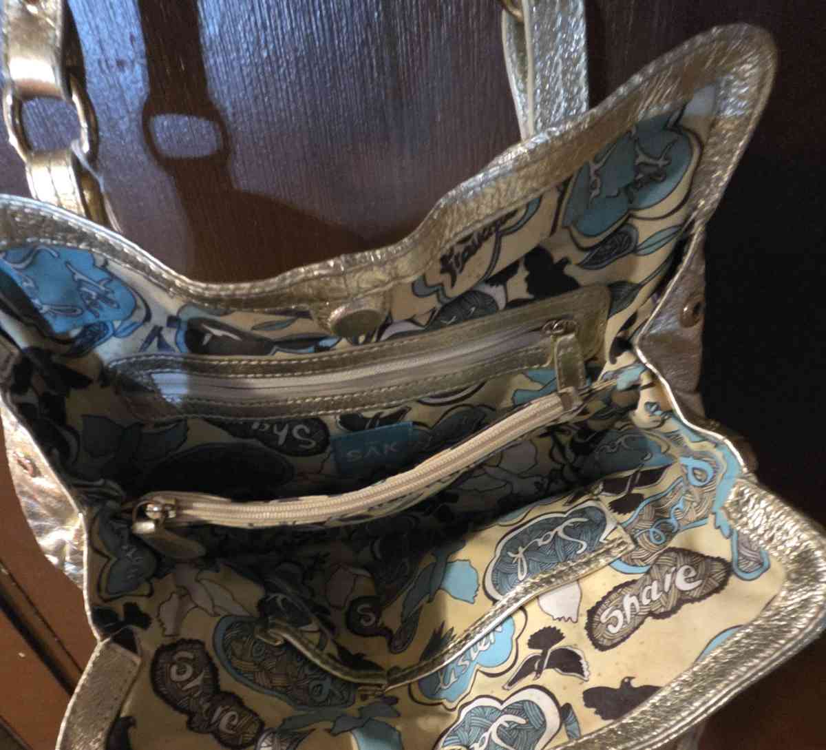 womens gold purse - Deshler, Ohio - FleaMarketBay