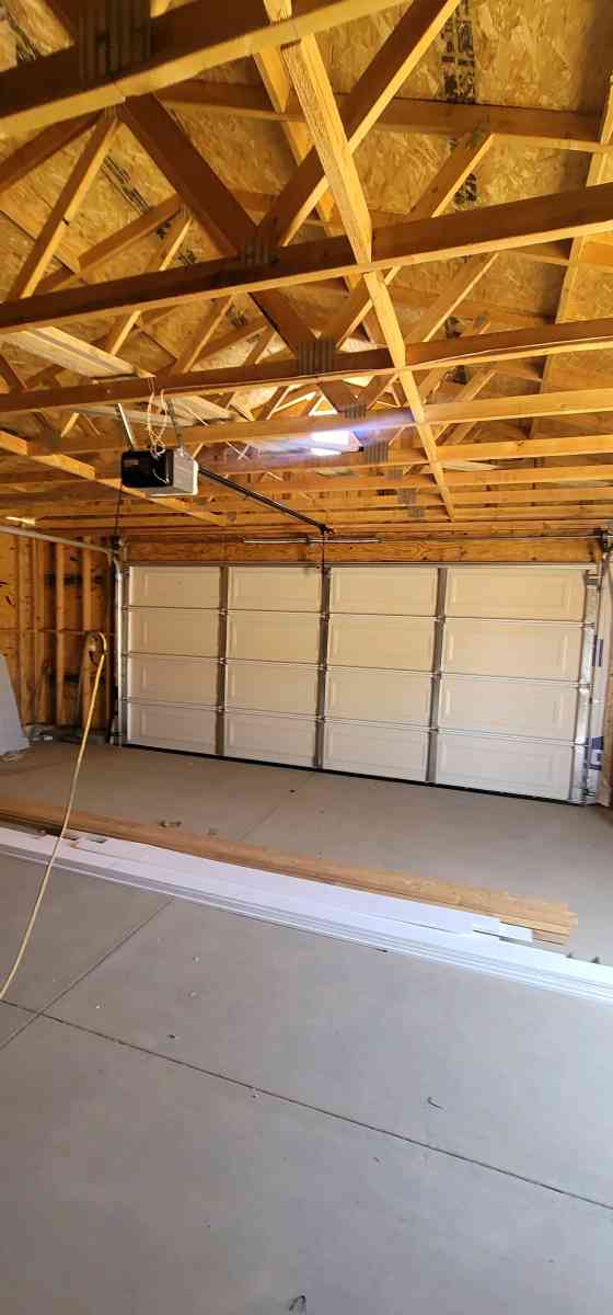garage Doors repair - Corona, California - FleaMarketBay