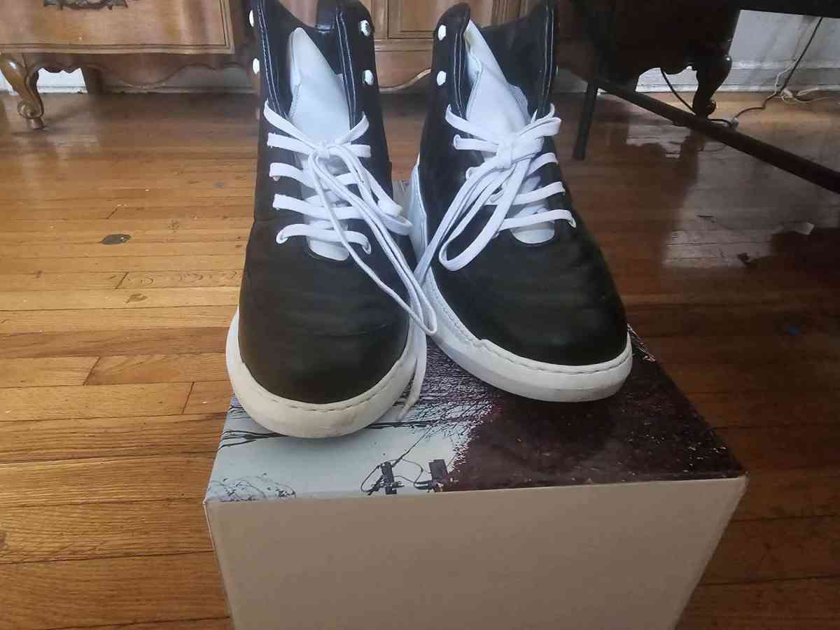 Wolf of Fitness Sneakers - West Orange, New Jersey - FleaMarketBay