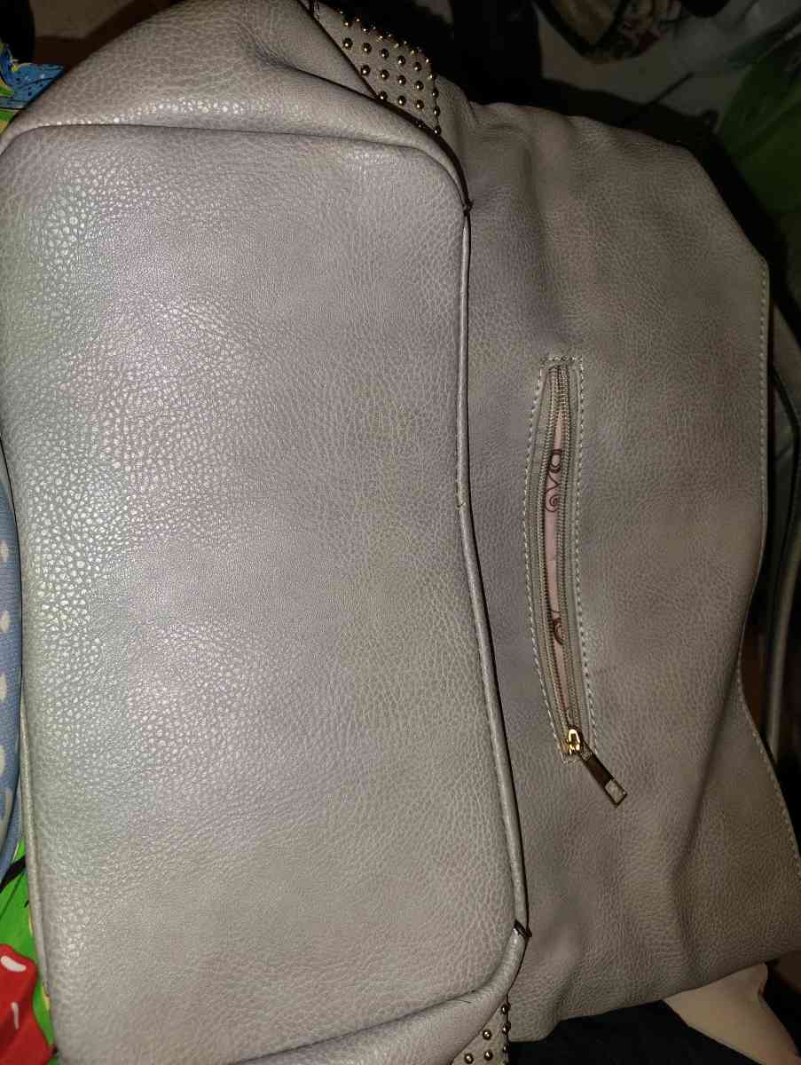 CARTERA GRIS y CAFES - North Bergen, New Jersey