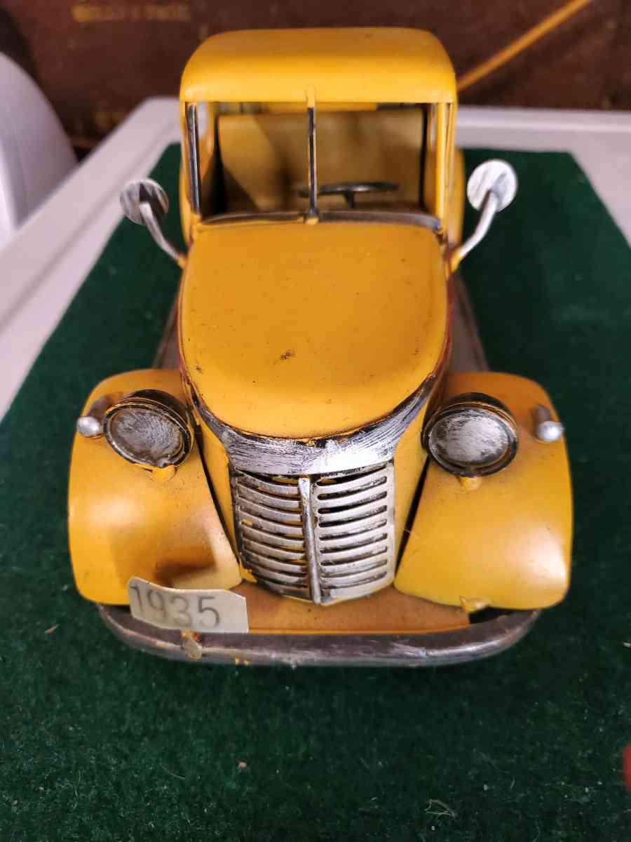 Vintage Ritz Truck - Mary Esther, Florida - FleaMarketBay