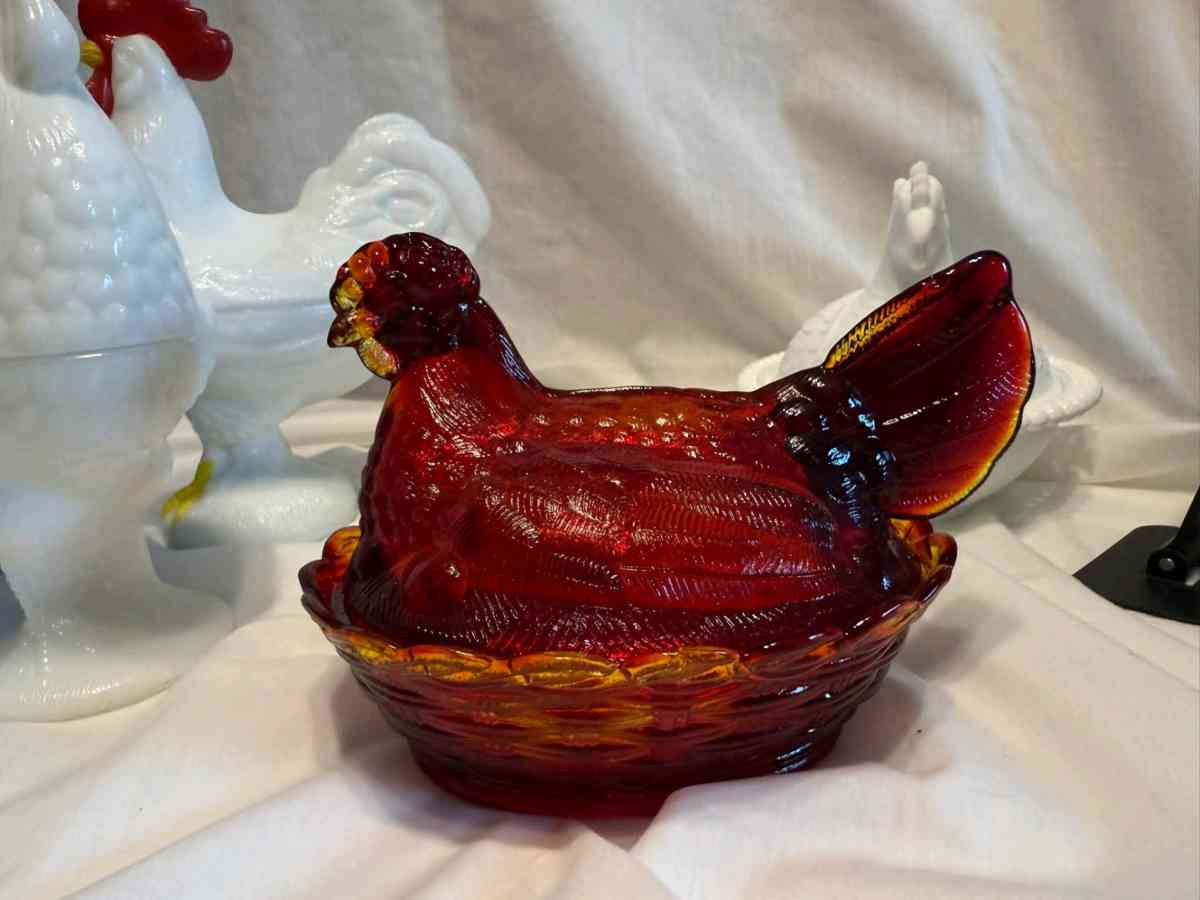 hems on a nest I have over 100 of them - Springfield, Ohio - FleaMarketBay