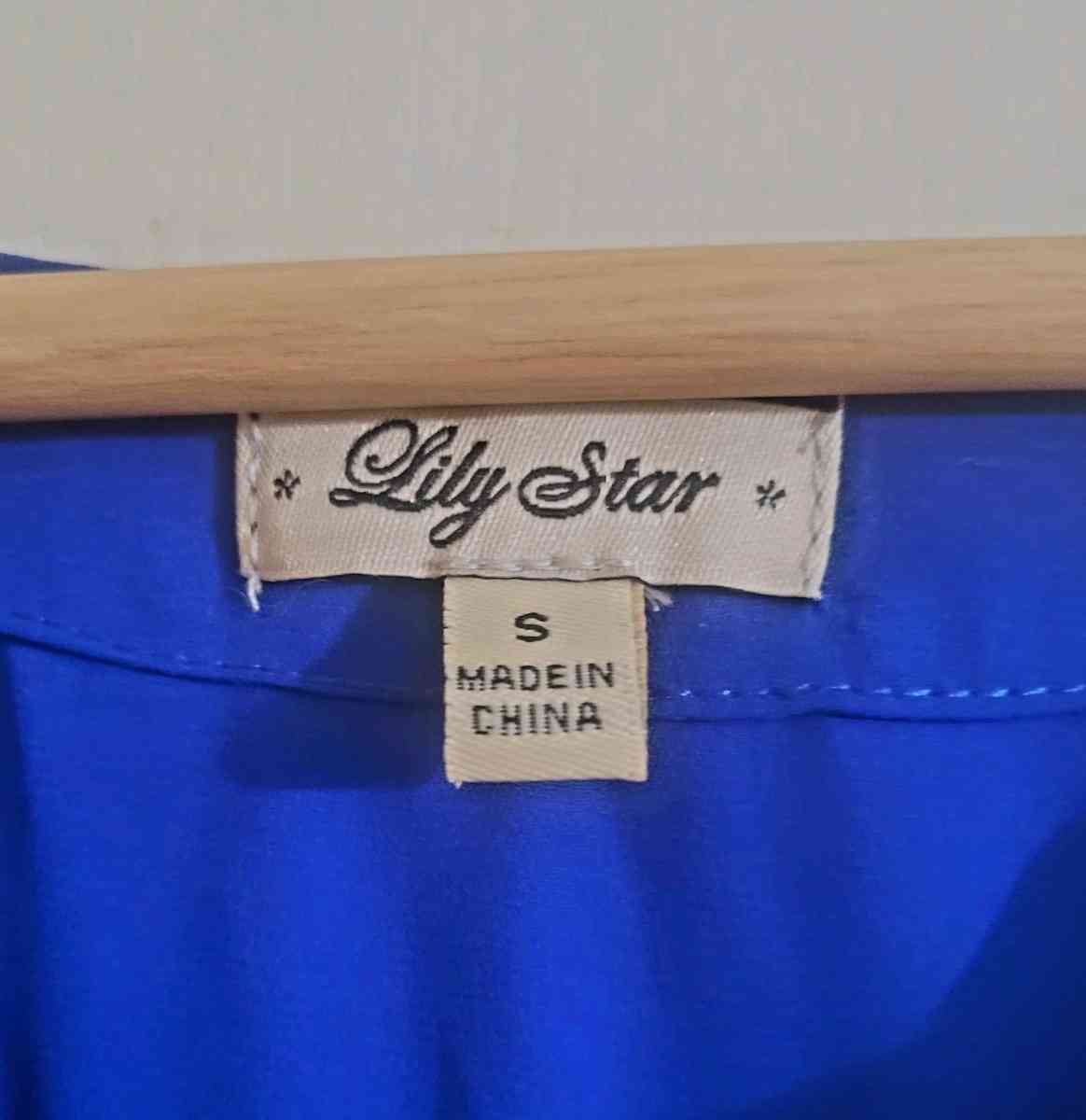 Royal Blue Casual Shrt for Women - Tabernacle, New Jersey - FleaMarketBay