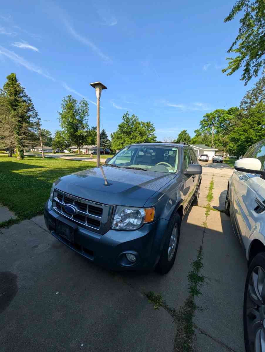 2012 Ford Escape with 169k miles - Decatur, Illinois