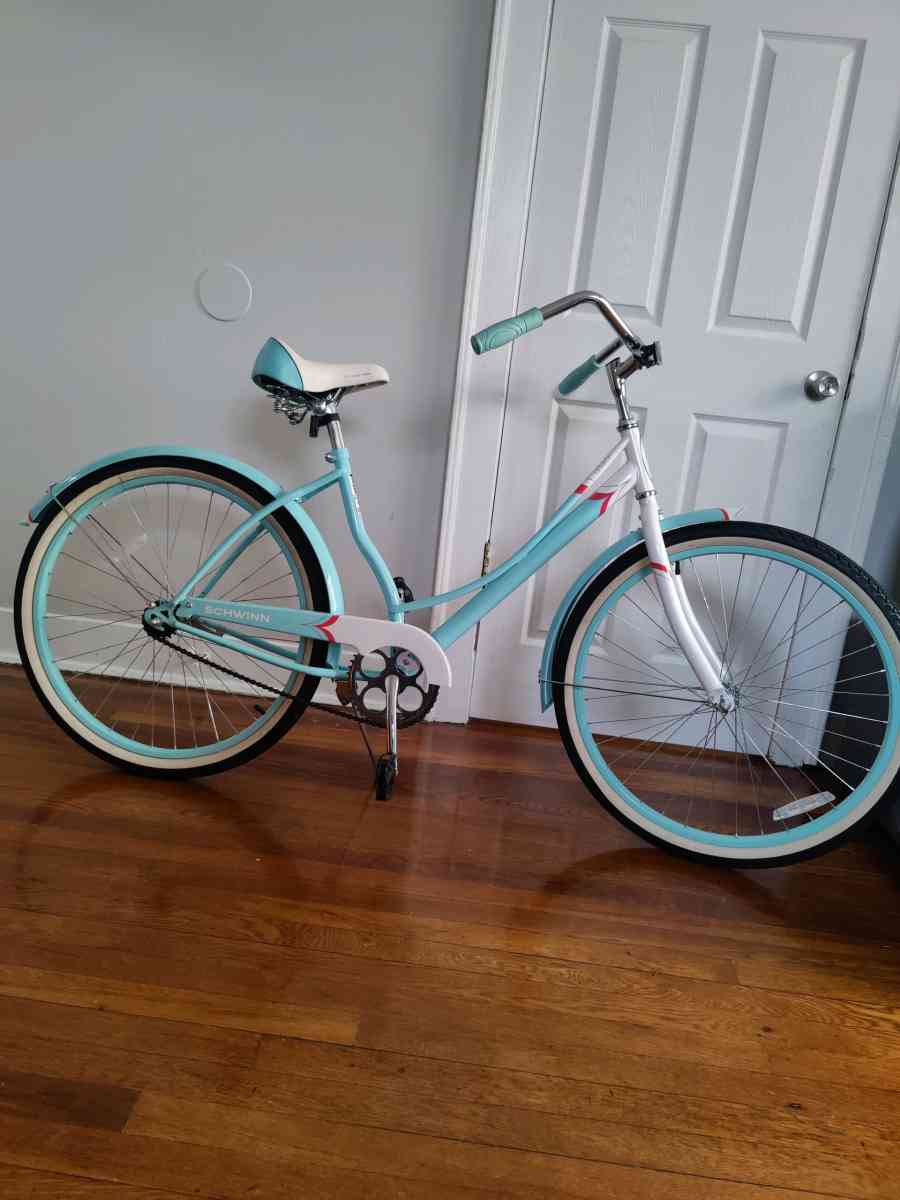 bicicleta schcwwin 24 - Hartford, Connecticut - FleaMarketBay