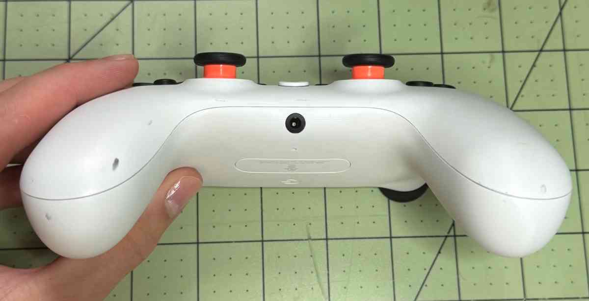 Google Stadia H2B Premiere Edition Controller White Used Tes - Brooklyn, New York - FleaMarketBay