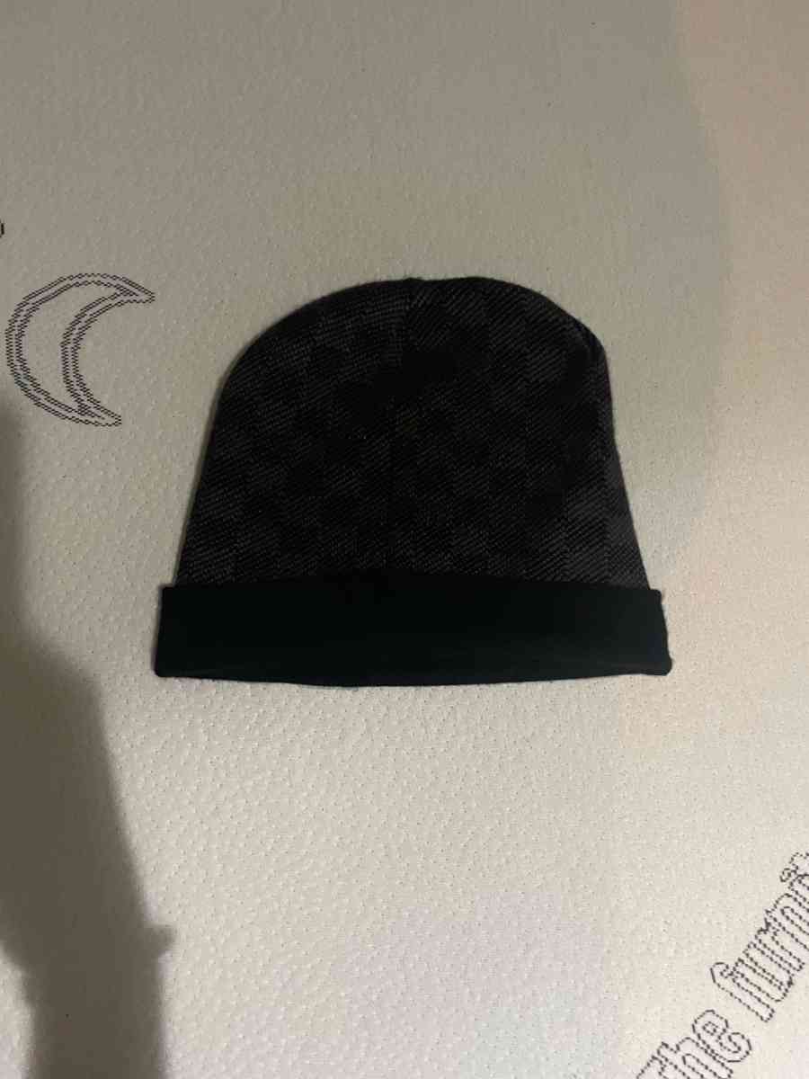 louis vuitton beanie - Houston, Texas - FleaMarketBay