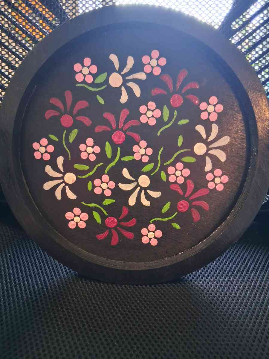 flower tray - Comstock, Michigan