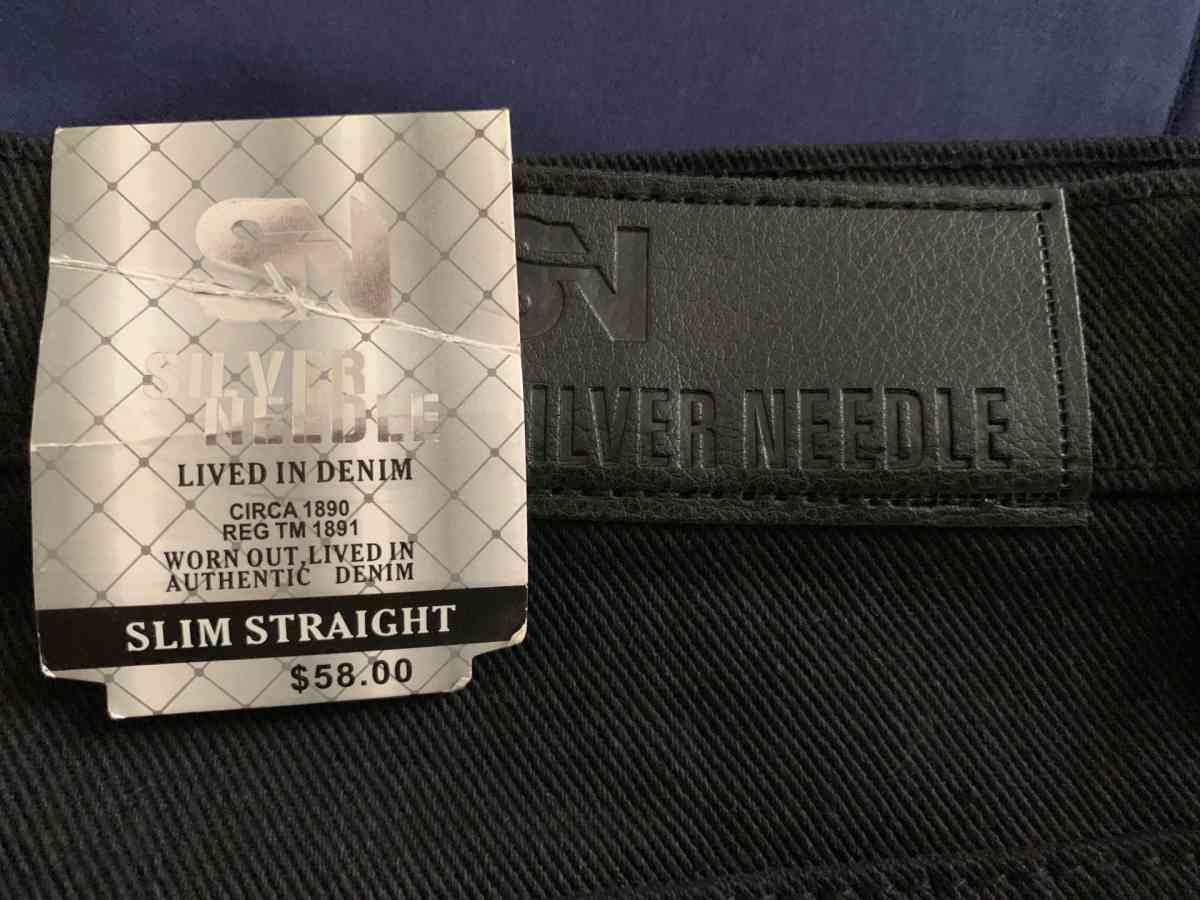 Black Slim Straight Jeans - Bakersfield, California - FleaMarketBay