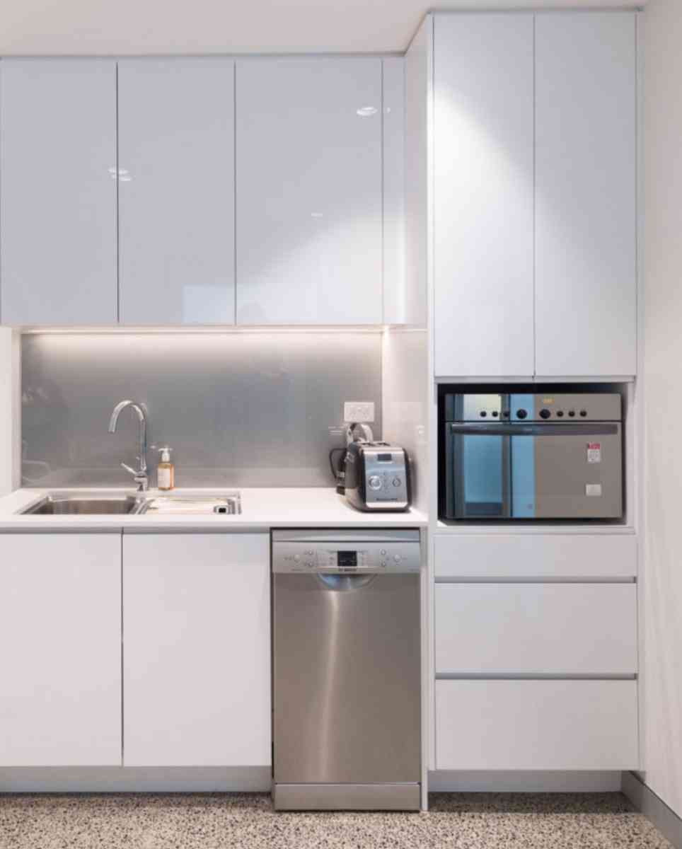 Small Modern Kitchens - Miami, Florida - FleaMarketBay