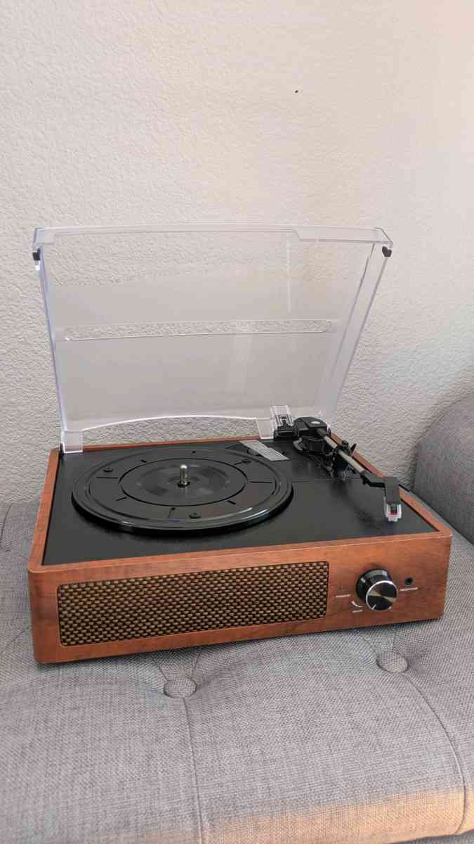 Wireless Vinyl Record Player - Virginia Beach, Virginia