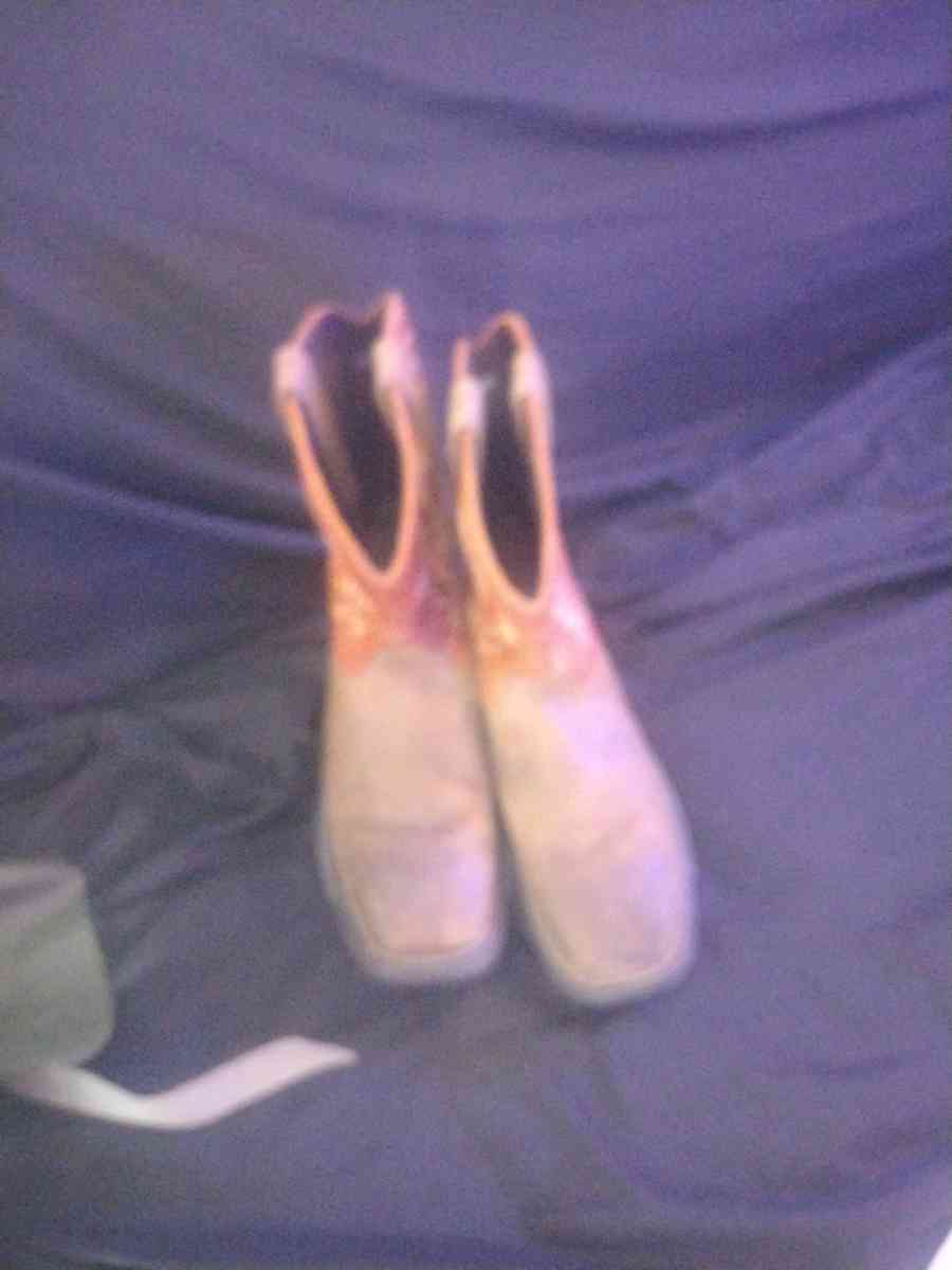 Ariat boots - Houston, Texas - FleaMarketBay