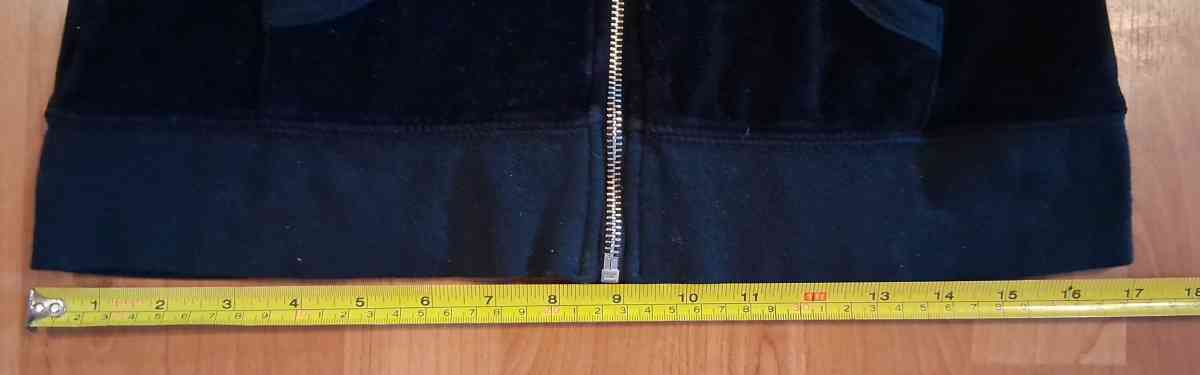 BCBGMAXAZRIA BLACK GELVET HOODIE WOMENS SMALL - Elysburg, Pennsylvania - FleaMarketBay