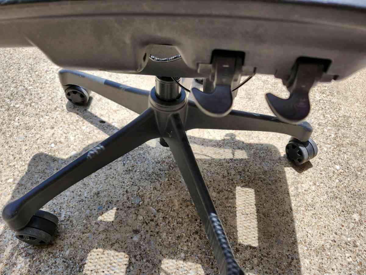 Black Chair - Denton, Texas - FleaMarketBay