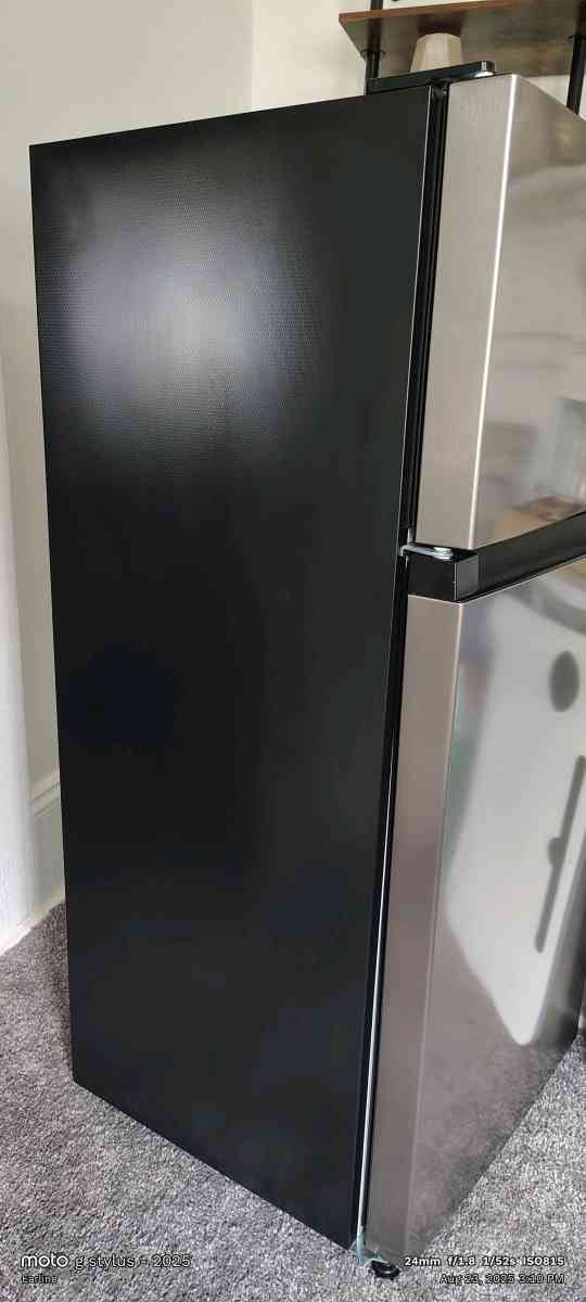 mini fridge - Statesville, North Carolina - FleaMarketBay