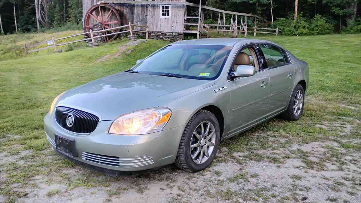 2006 Buick Lucerne CXL 163K Clean Title - Bellows Falls, Vermont - FleaMarketBay