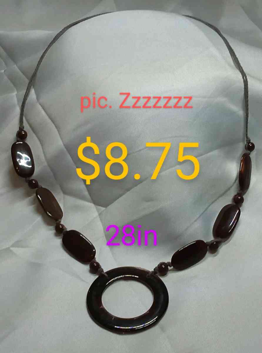 necklaces - Topeka, Kansas