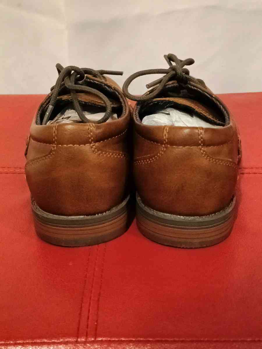 Brand New boys dress shoes brown size 3 - Stony Point, New York - FleaMarketBay