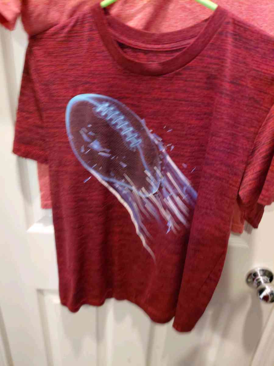 Youth size L 21 pc top lot Nike Under Armour and more - Sparks, Nevada - FleaMarketBay