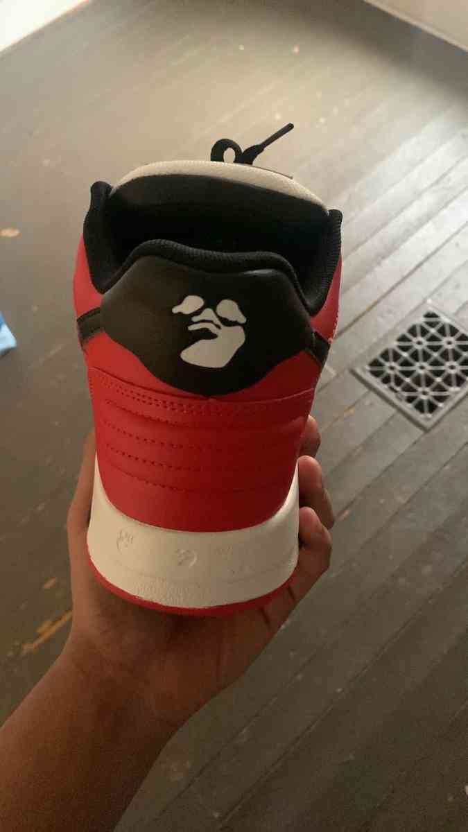 offwhite out of office - Akron, Ohio - FleaMarketBay