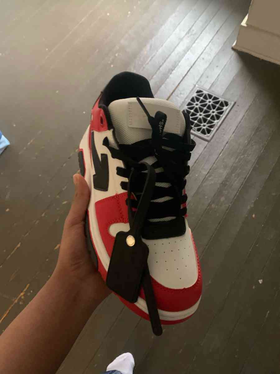 offwhite out of office - Akron, Ohio - FleaMarketBay