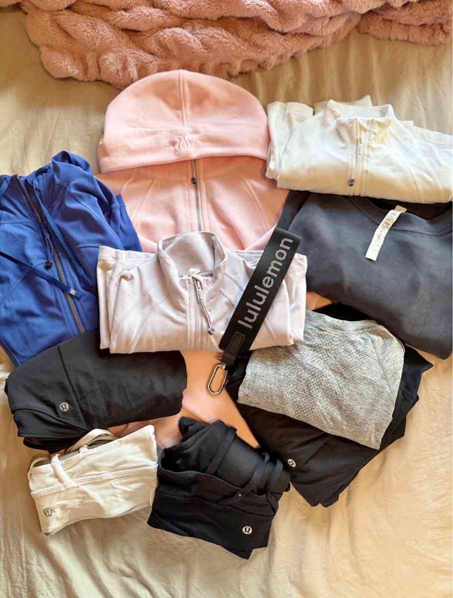 Lululemon Dream Bundle - Afton, Tennessee