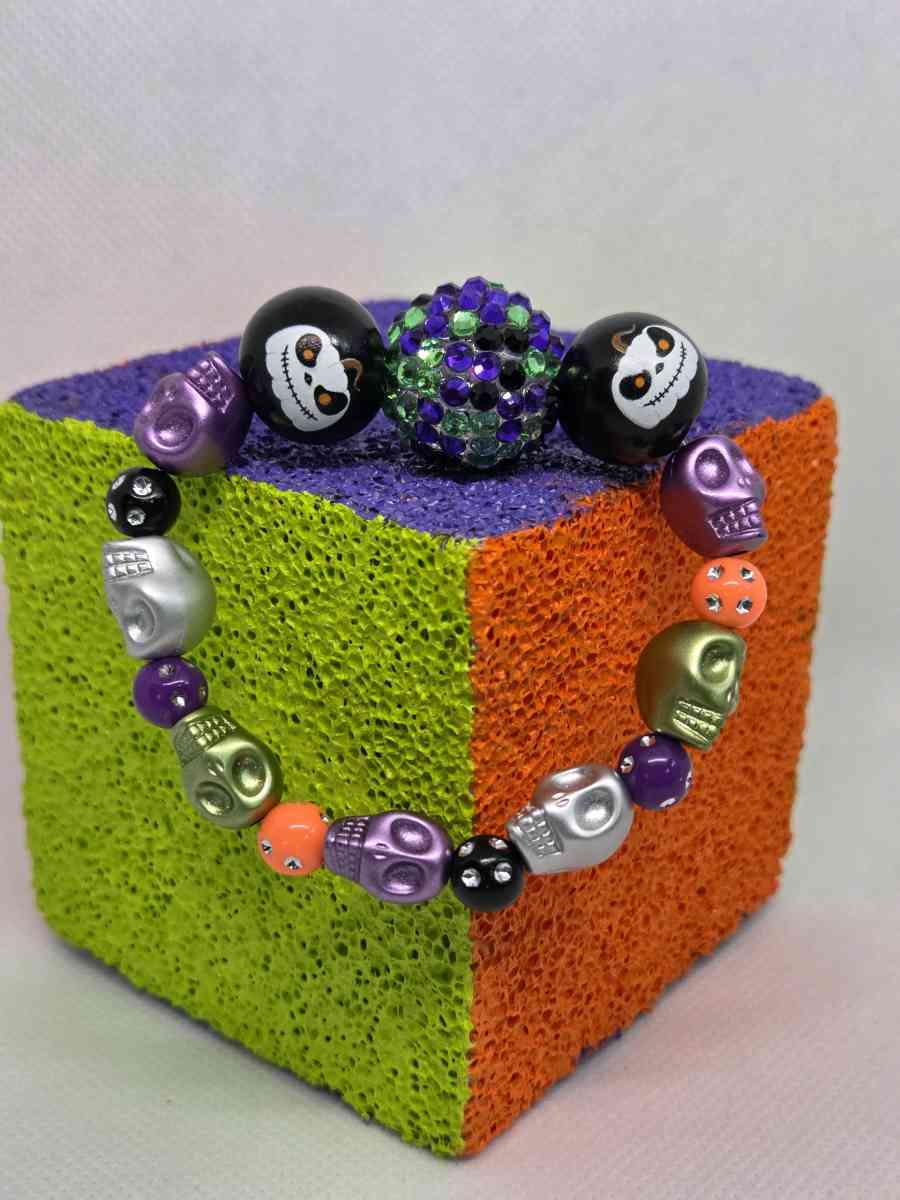 Skull halloween homemade jewelry - Sebastian, Florida