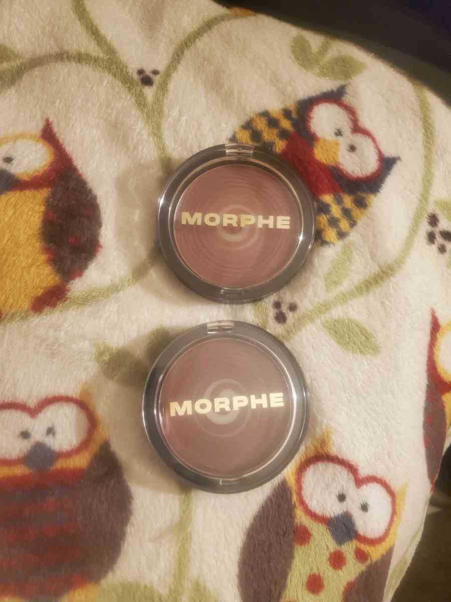 Assorted Brand Name Makeup - Peoria, Arizona - FleaMarketBay