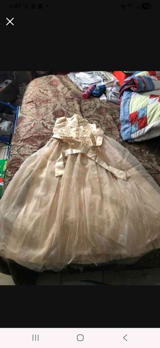 Lil girl dress size 10 - Perris, California - FleaMarketBay