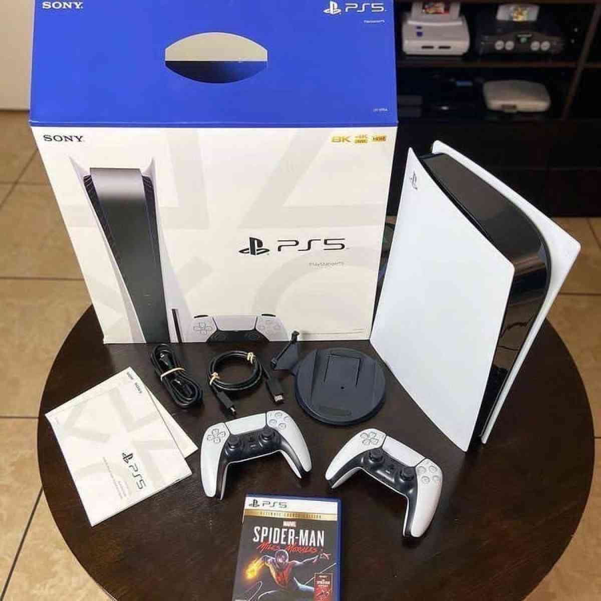PlayStation 5 - Alicia, Arkansas