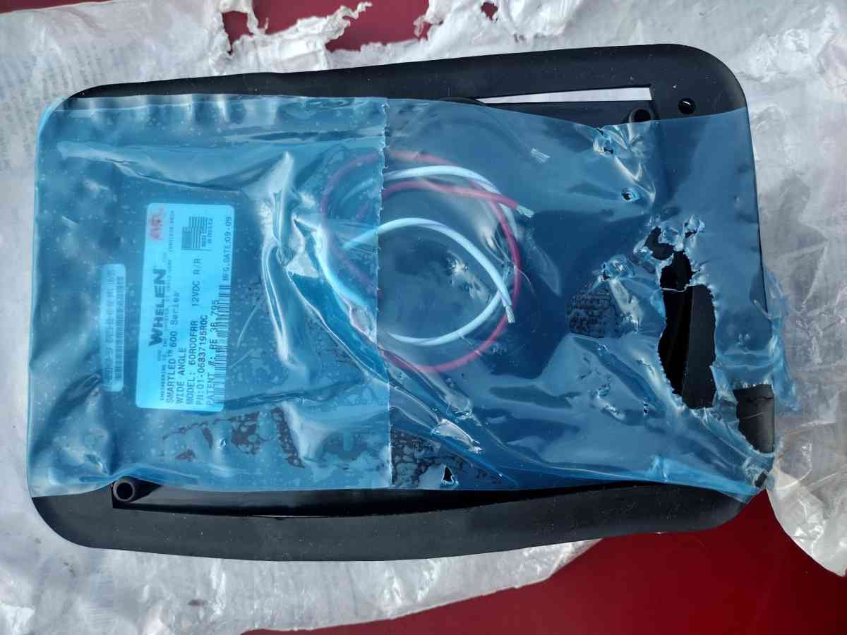 multiple whelen 600 series led flashing lights emergency - North Lewisburg, Ohio - FleaMarketBay