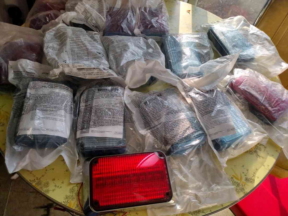 multiple whelen 600 series led flashing lights emergency - North Lewisburg, Ohio - FleaMarketBay