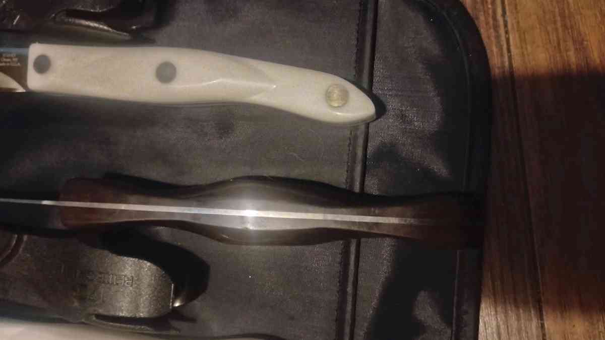 Cutco knife set petite Carver and table knife and trimmer - Forest, Mississippi - FleaMarketBay