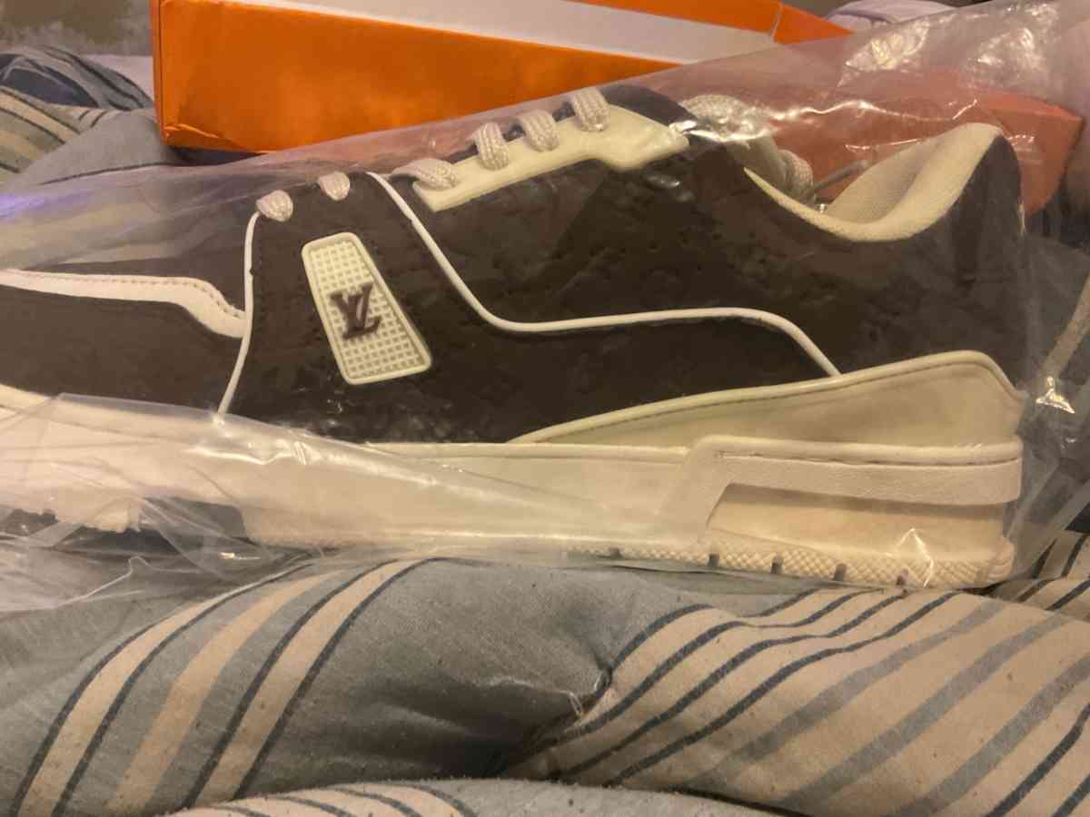 lv shoes - Savannah, Georgia