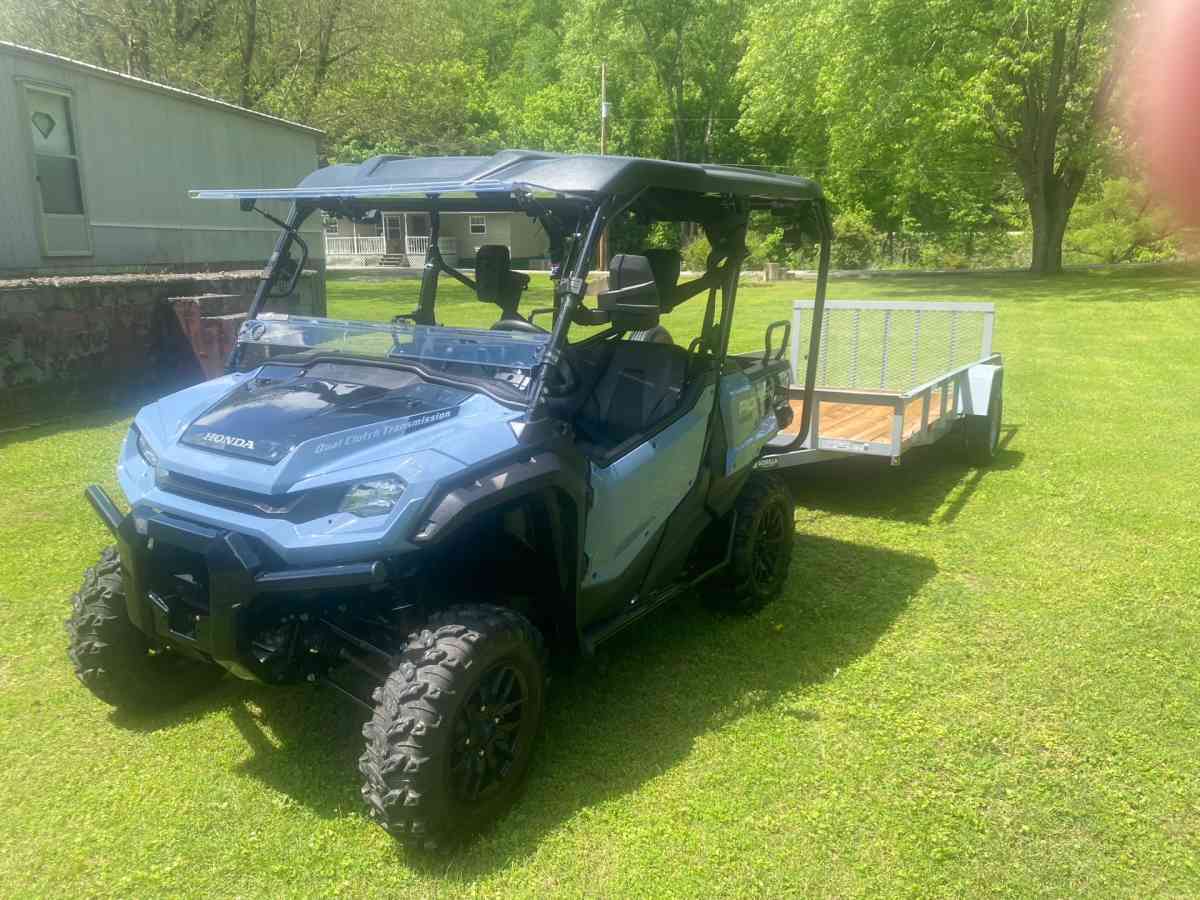 HONDA PIONEER 1000 5 - Pilgrim, Kentucky - FleaMarketBay
