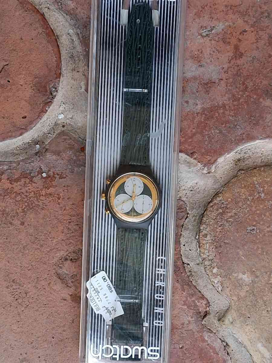 vintage 1992 Swatch Chrono Watch - Oxnard, California