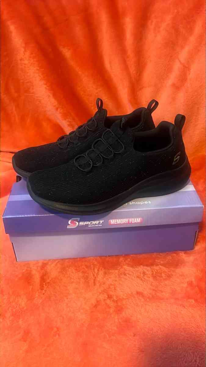 New In Box Skechers Sport black with memory foam womens size - North Las Vegas, Nevada - FleaMarketBay