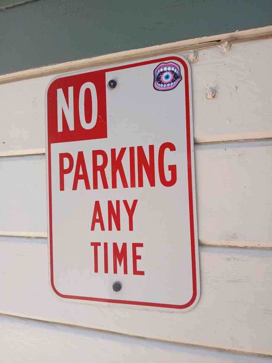 Decorative street signs and license plates - Marysville, California - FleaMarketBay