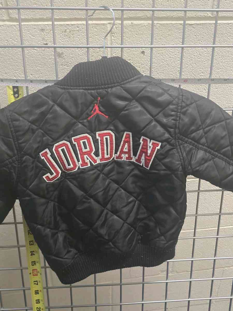 kids jordan JACKET size xs - Aurora, Colorado - FleaMarketBay