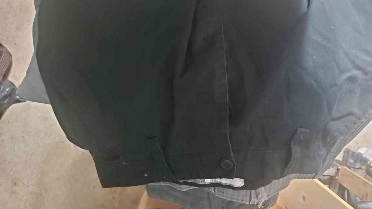 Varied mens size Dickies Shorts 15 per pair - Benson, Arizona - FleaMarketBay