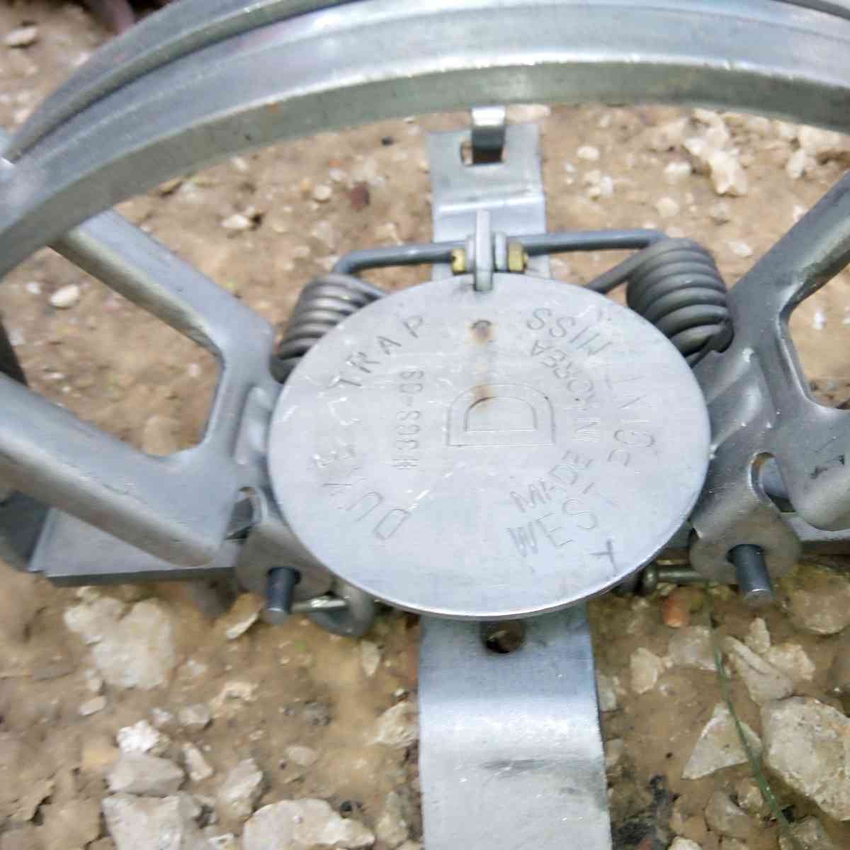 coyote traps - Osage, Oklahoma - FleaMarketBay