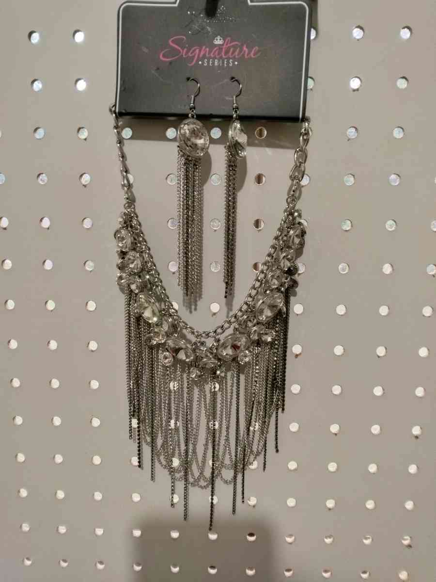 Paparazzi necklace - Augusta, Georgia - FleaMarketBay