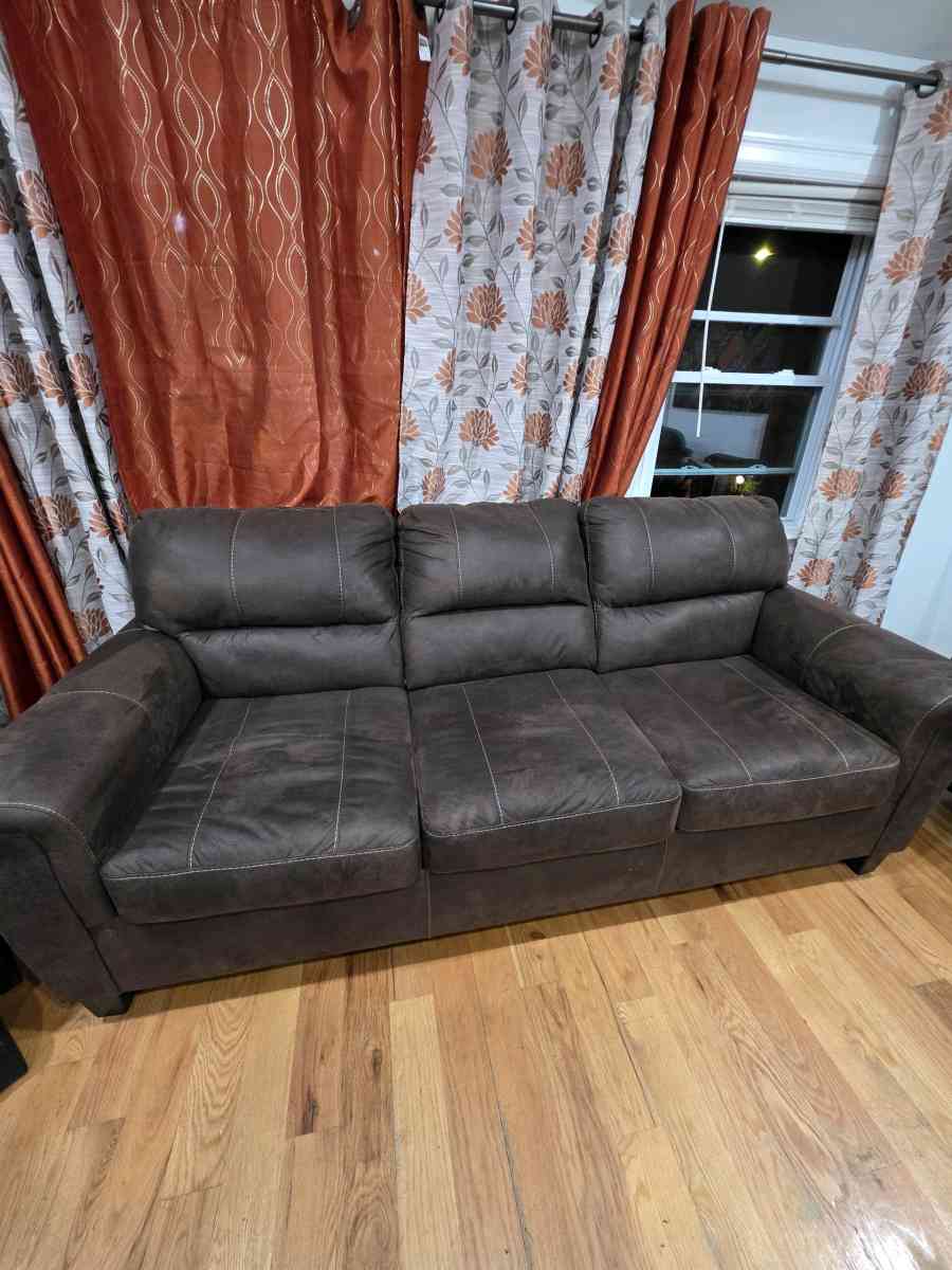 Brown Sectional sofa - Jamaica, New York