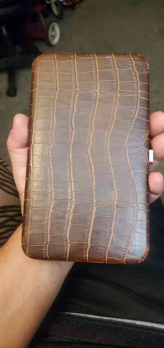 Crocodile print  Wallet - Wilsonville, Oregon - FleaMarketBay