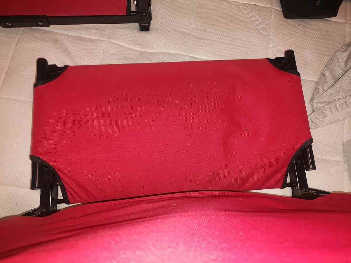 large wide stadium seats great condition - Louisville, Kentucky - FleaMarketBay
