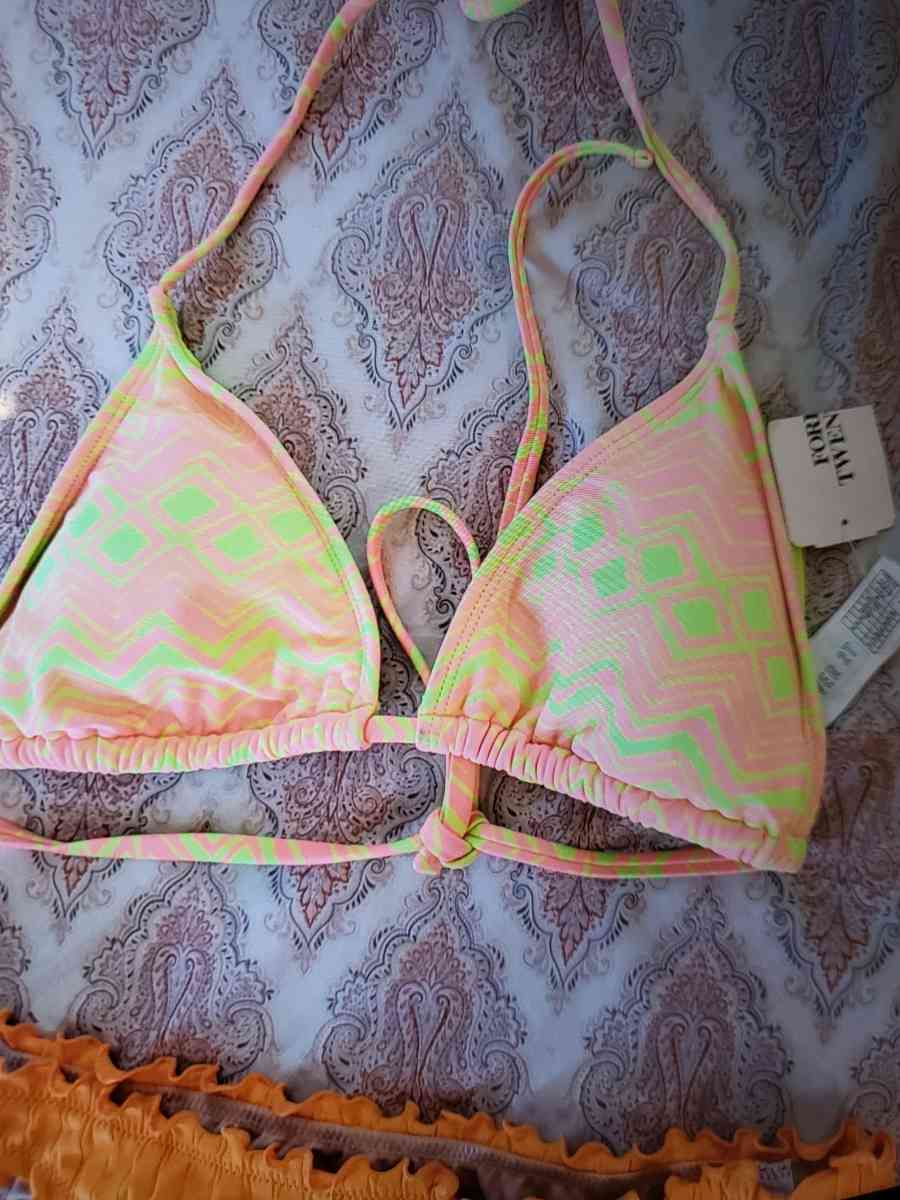 bikini - California City, California - FleaMarketBay