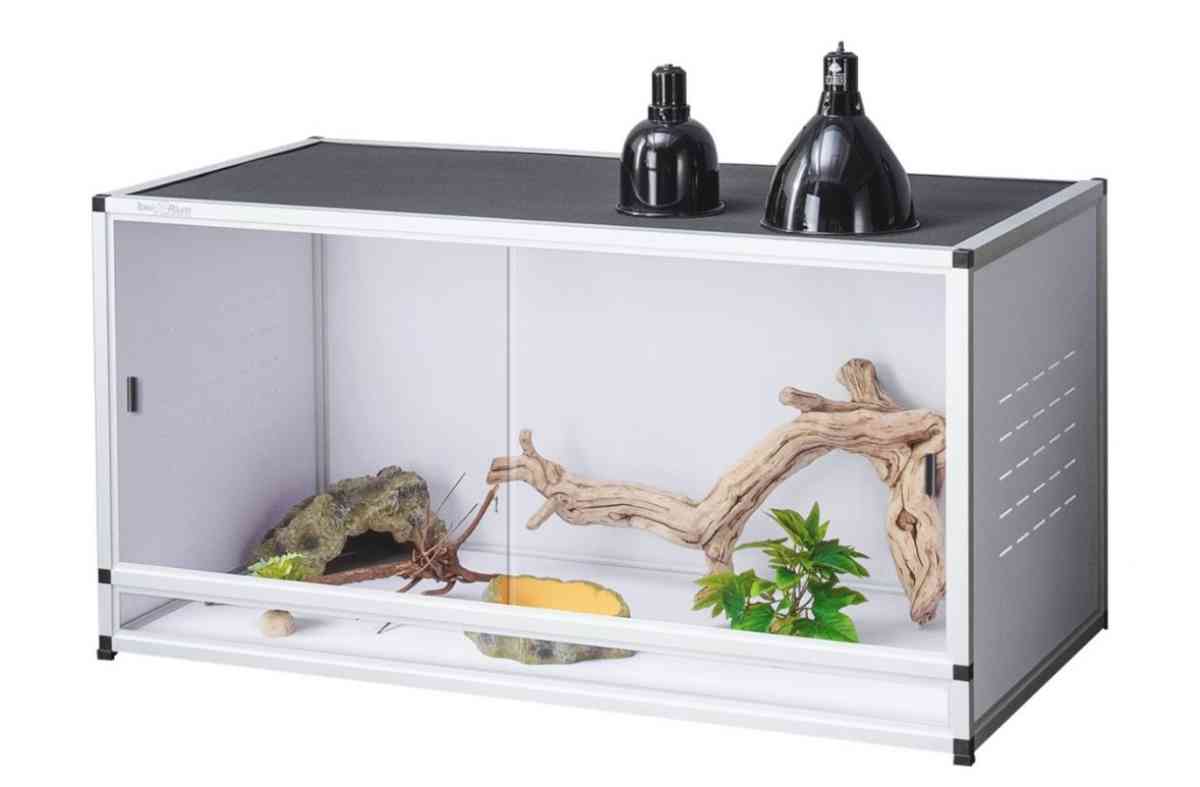 white 40x16x16  reptile enclosure - Garden Grove, California - FleaMarketBay
