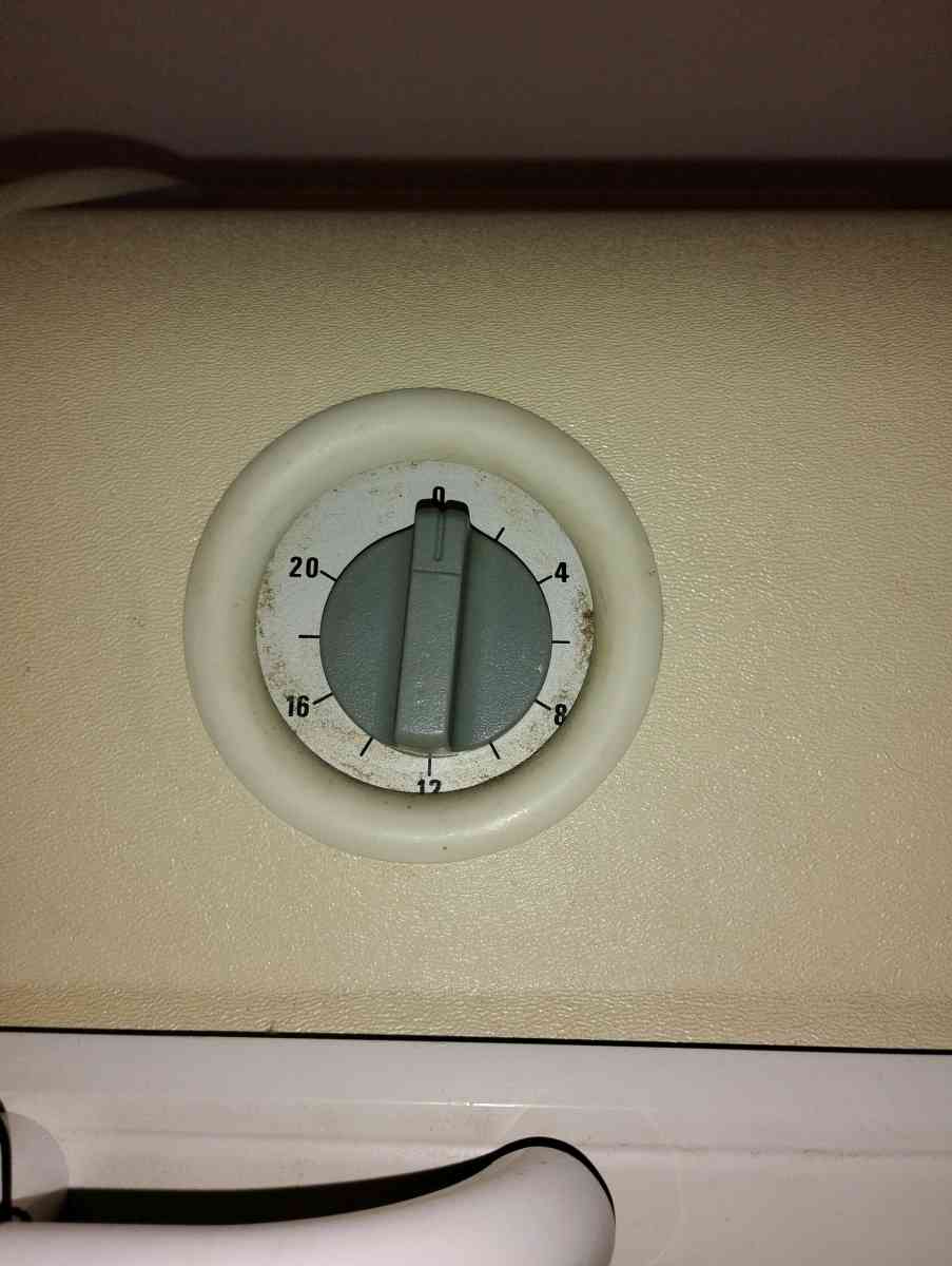 Tanning bed - Hobbs, New Mexico - FleaMarketBay